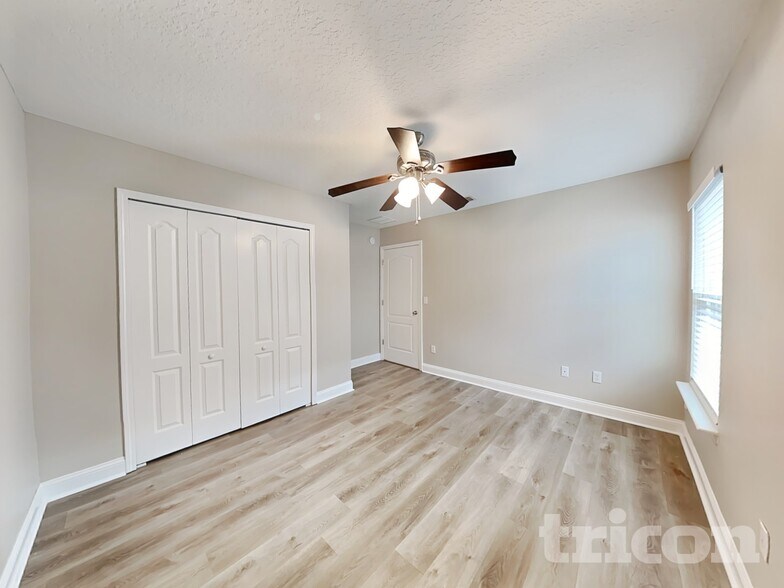 Building Photo - 224 Grampian Highlands Dr