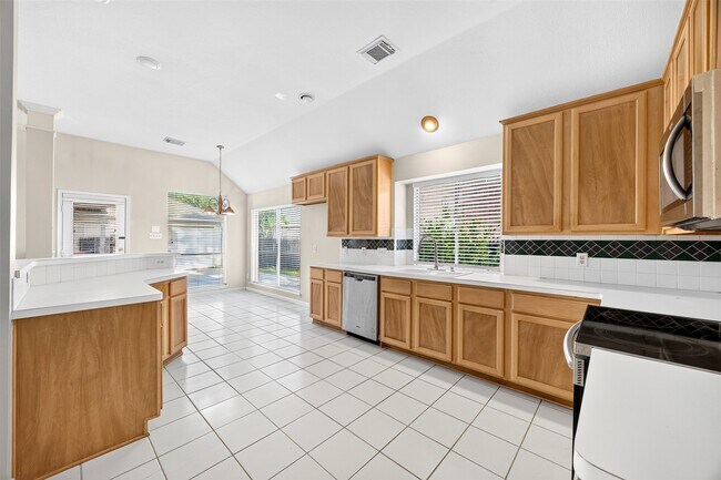 Building Photo - 5814 Eldridge Glen Dr