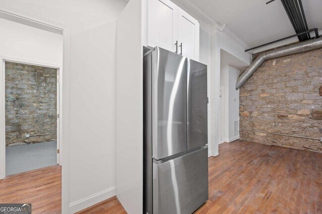 Building Photo - 360 Ponce De Leon Ave NE