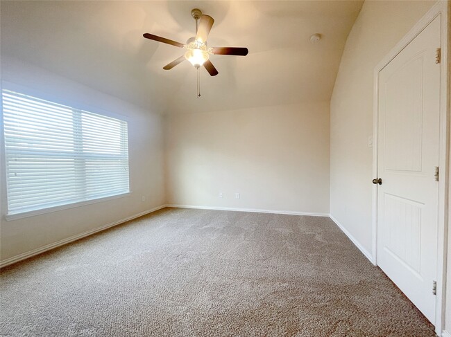 Building Photo - 16702 White Hyacinth Ct