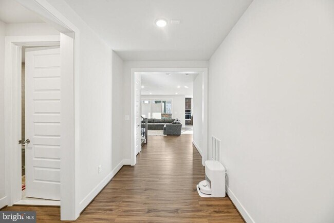 Building Photo - 42051 Night Nurse Cir