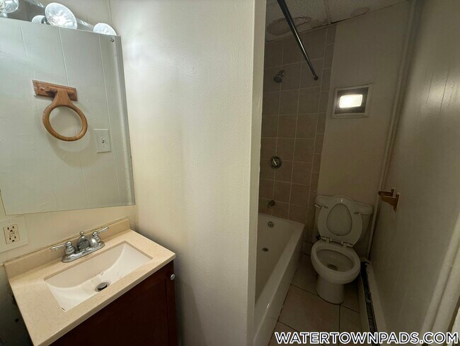 Building Photo - 86 Prentiss St