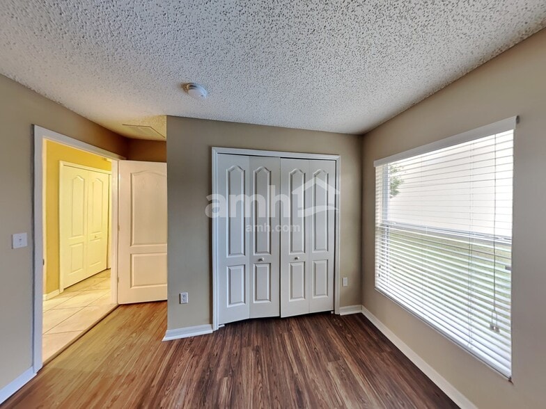Building Photo - 15333 Harrowgate Way