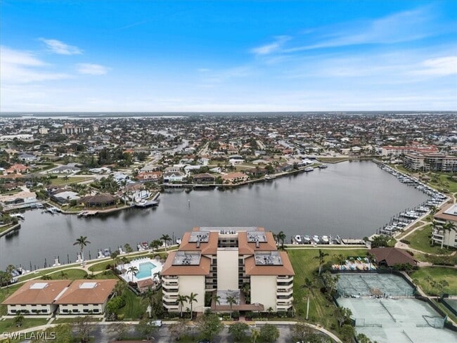 Building Photo - 601 Seaview Ct