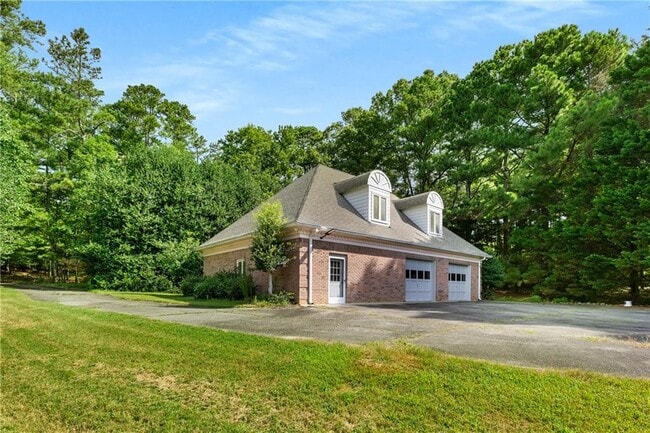 Building Photo - 1000 Grayson Pkwy