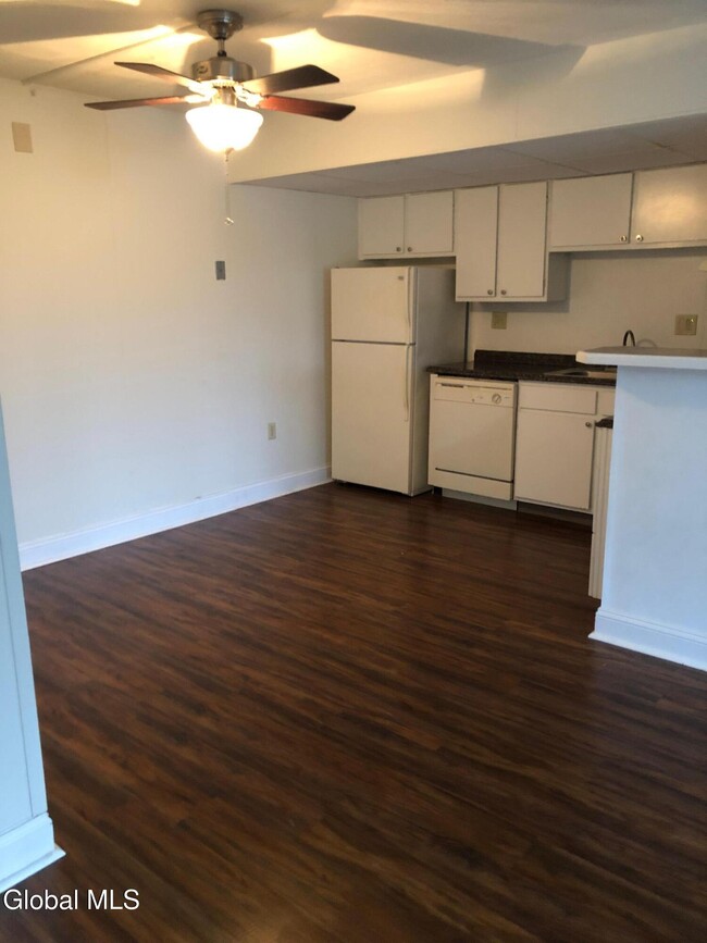 Building Photo - 151 Jefferson St