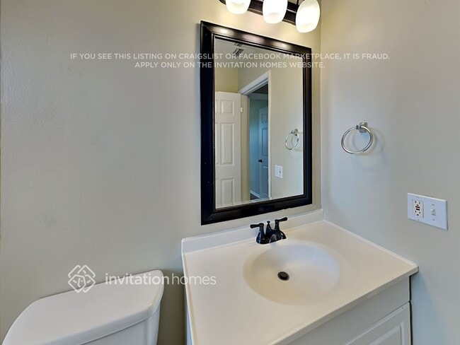 Building Photo - 908 59th St W