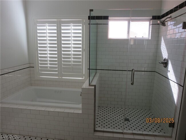 Building Photo - 499 Holly Hunt St