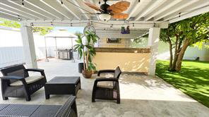 Building Photo - 12255 NW Miami Ct