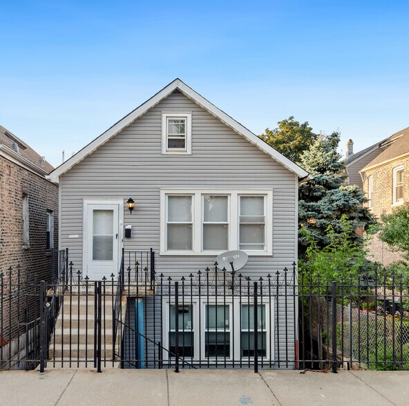 Primary Photo - 2148 W 18th Pl
