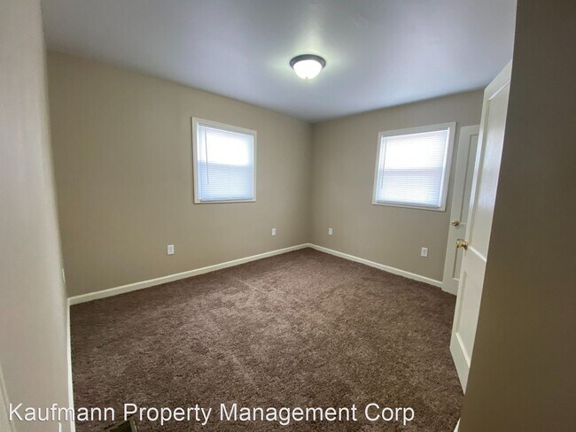 Building Photo - 3 br, 1 bath House - 4805 Spatz Ave