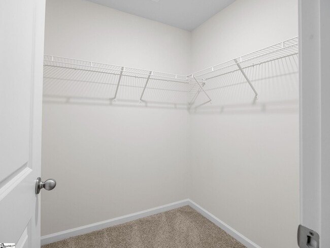 Building Photo - 211 Pollyanna Dr