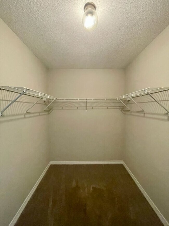 Building Photo - Nice 3 Bedroom Home For Rent!
