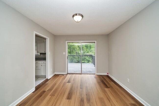 Building Photo - Now Leasing! 4-Bedroom Home with Modern Features & Great Layout