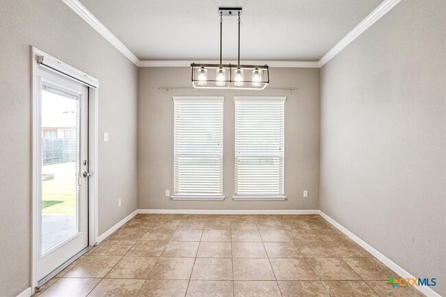 Building Photo - 515 Cross Dr.