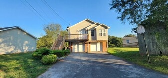 Building Photo - 4532 Winslow Dr