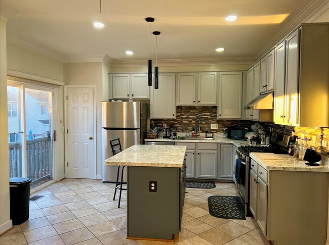 Building Photo - 2456 Rolling Plains Dr