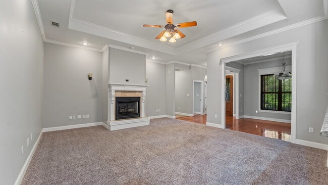 Building Photo - Luxury Bentonville Home with Private Saltwater Pool