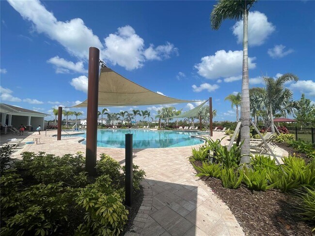 Building Photo - 33078 Major Oak Dr