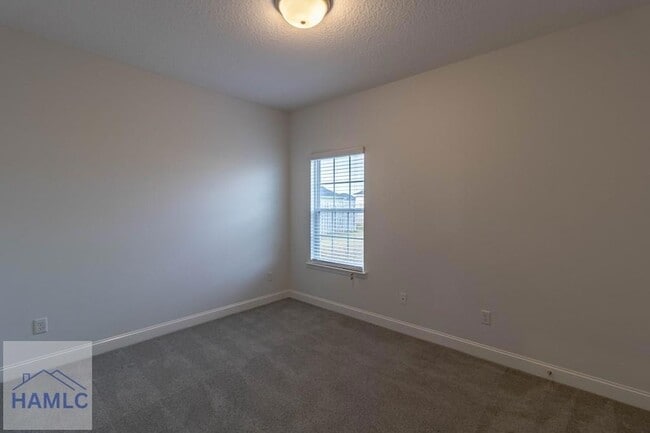Building Photo - 260 Rutledge Dr