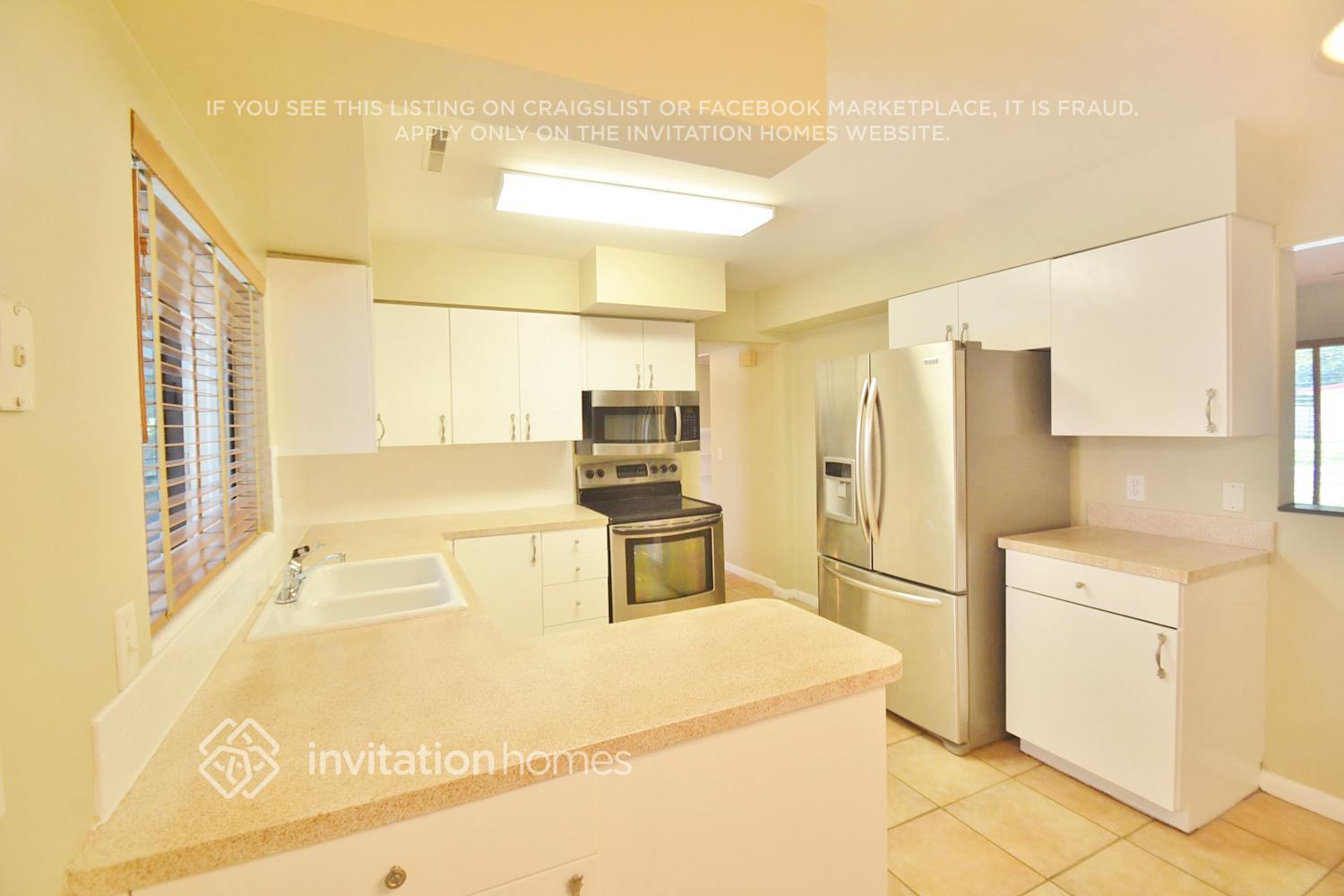 Building Photo - 16 Southwind Dr
