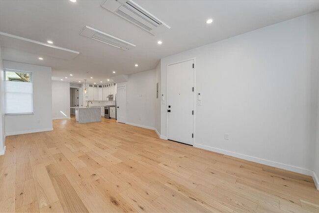 Building Photo - 36-34 11th St