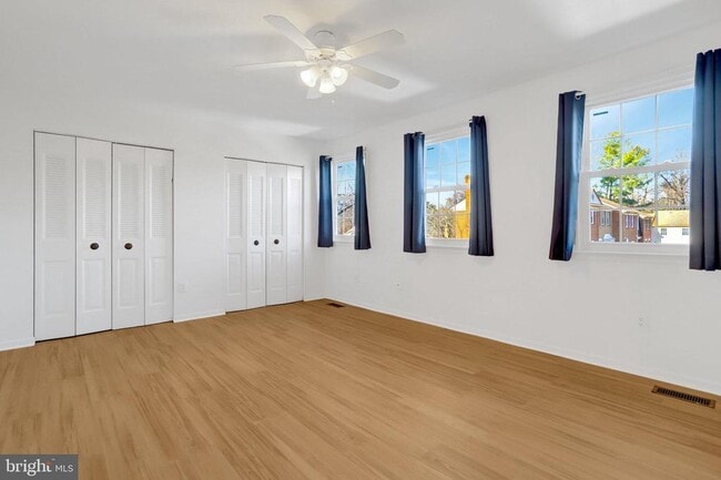 Building Photo - 9911 Whitewater Dr