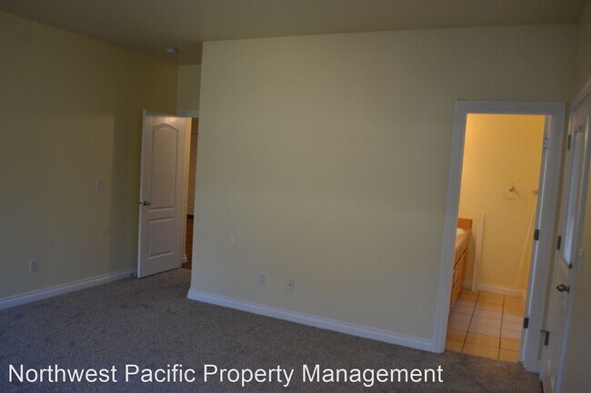 Building Photo - 3 br, 2.5 bath House - 947 Burley Hill Dri...
