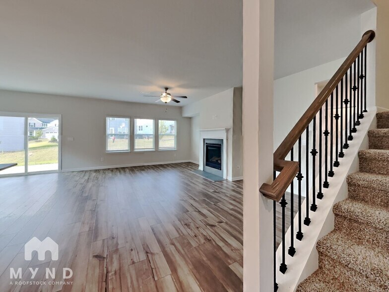 Building Photo - 554 Magnolia Dr