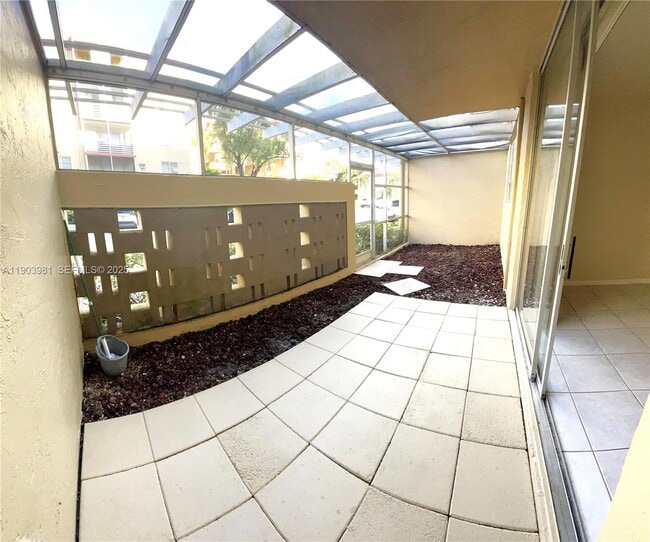 Building Photo - 403 NW 68th Ave