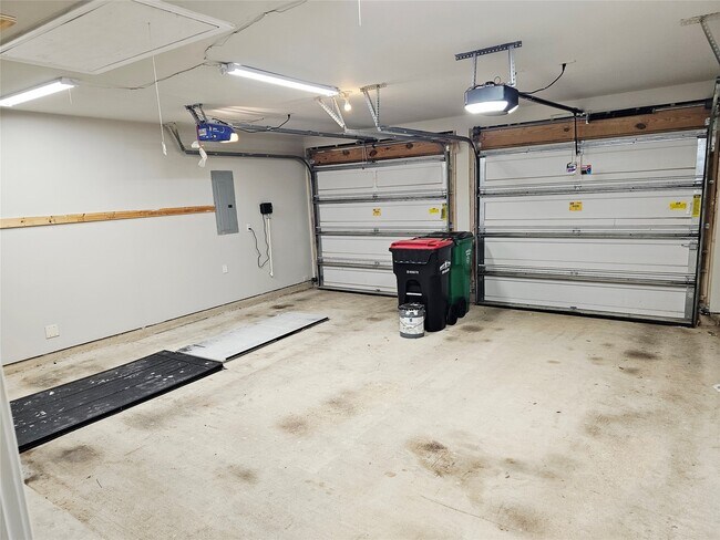 Building Photo - 14715 E Ginger Spice Ct