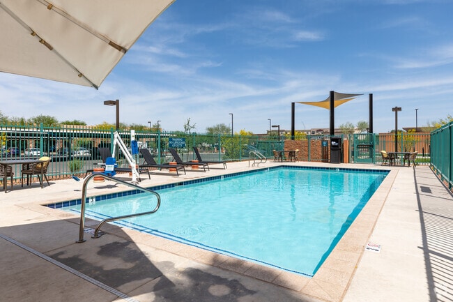 Building Photo - Waterwalk Phoenix - North Happy Valley