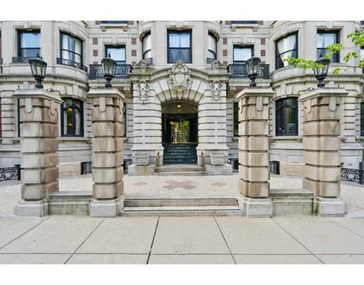 Building Photo - 390 Commonwealth Ave