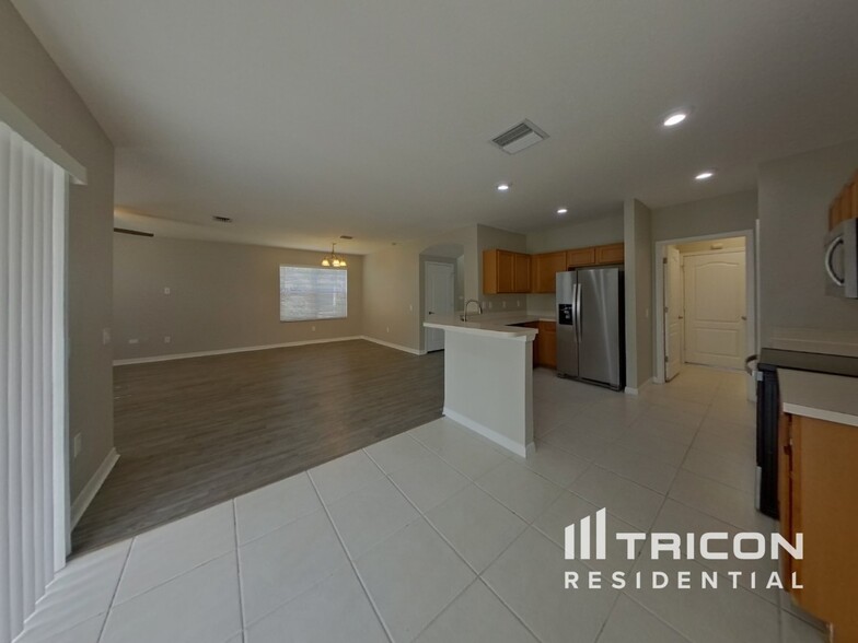 Building Photo - 15412 Shoal Haven Pl
