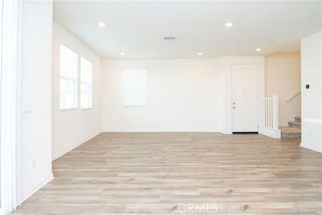 Building Photo - 1592 Redwoods Drive Pl