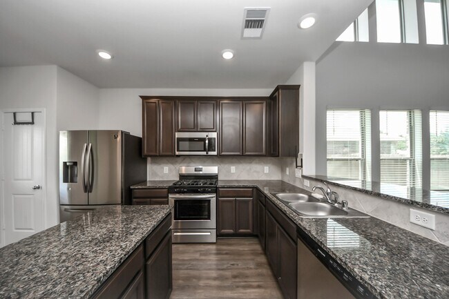 Building Photo - 15837 Roberto Clemente Ct