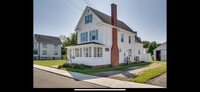 Building Photo - 6346 Cropper St
