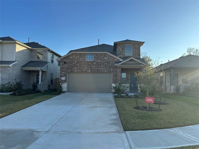 Primary Photo - 16936 Juniper Blossom Bnd