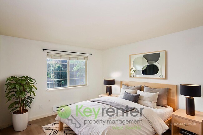 Building Photo - **Rent Special: Free month of rent!** Remo...