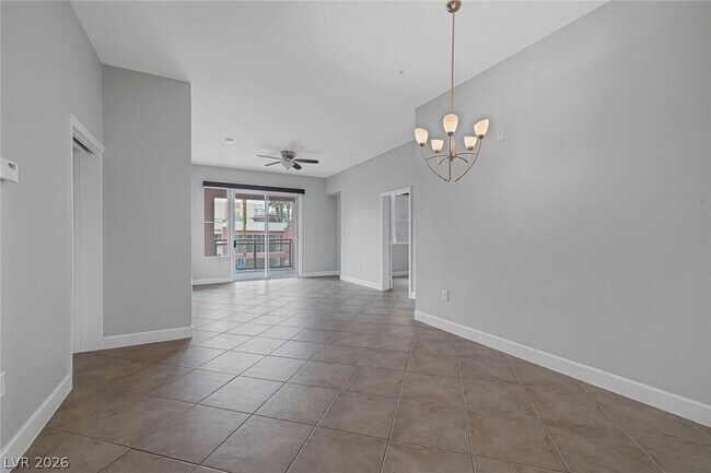 Building Photo - 51 E Agate Ave