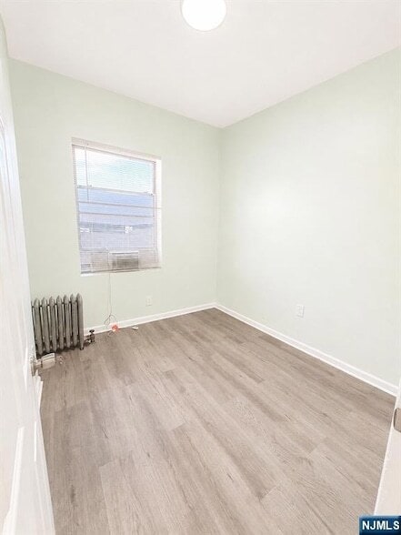 Building Photo - 437 53rd St