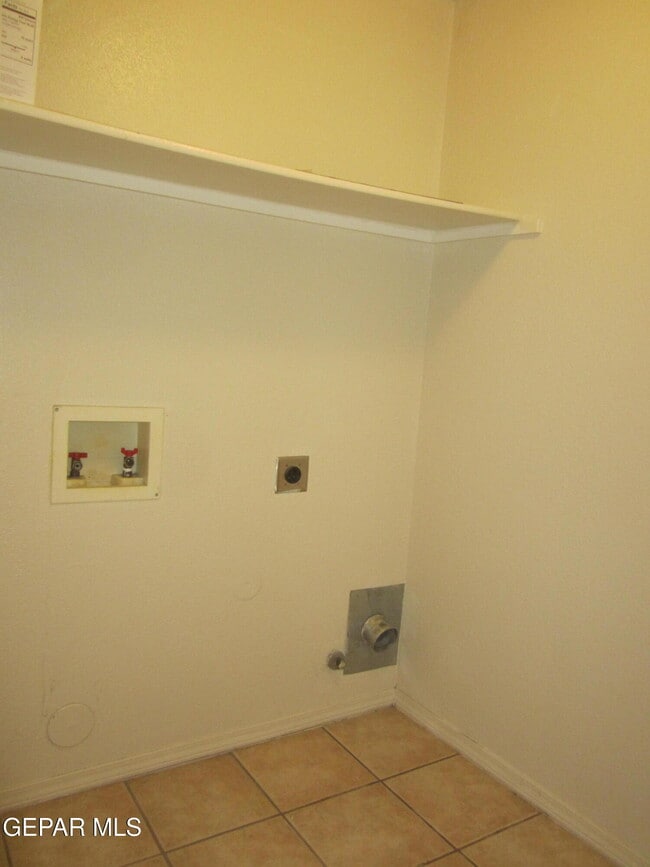 Building Photo - 6572 Dakota Ridge Dr