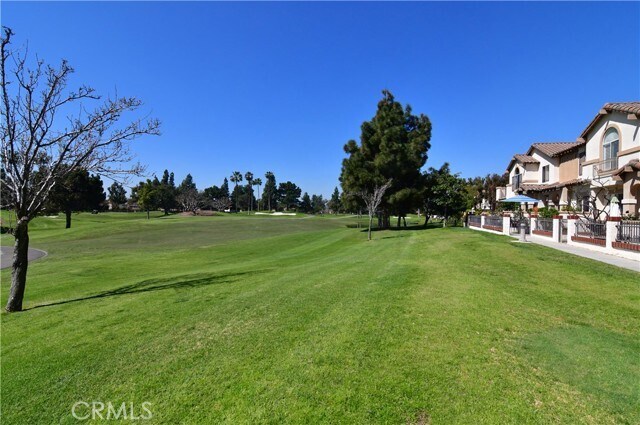 Building Photo - 2354 Sunningdale Dr