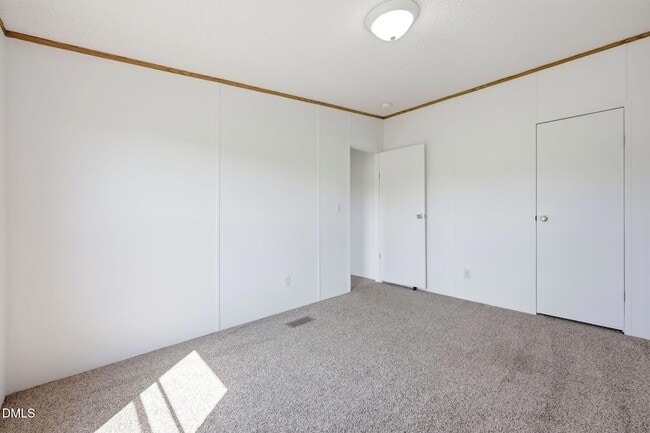 Building Photo - 1385 Live Oak Rd