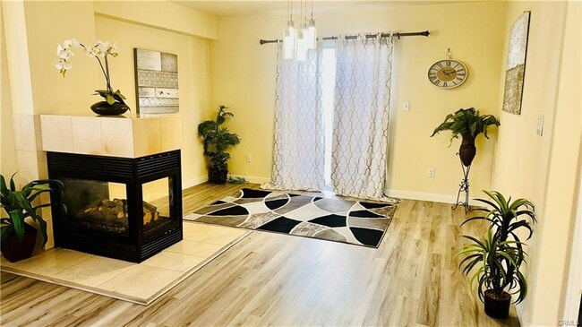 Building Photo - 18336 1/2 Keswick Street, Los Angeles, CA ...