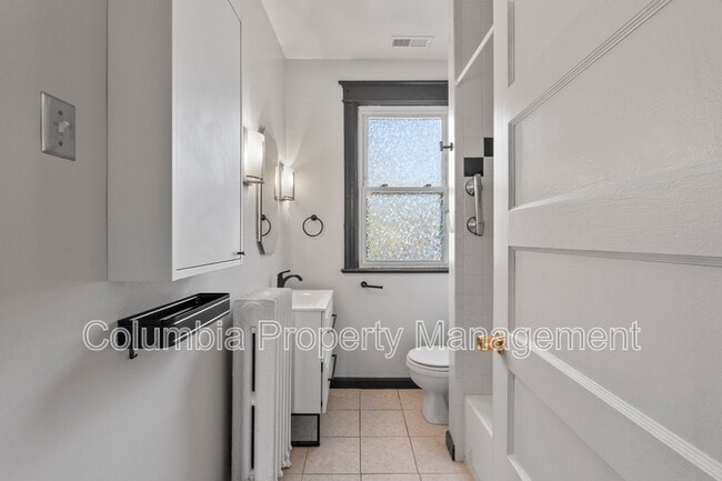 Building Photo - 4141 New Hampshire Ave NW