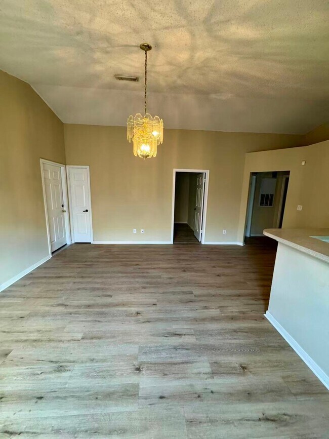 Building Photo - 4646 Callery Creek Dr