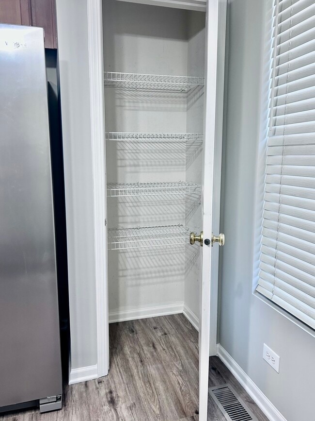 Building Photo - 2518 Anna Wy