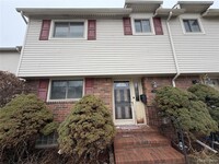 Building Photo - 1780 E Thirteen Mile Rd