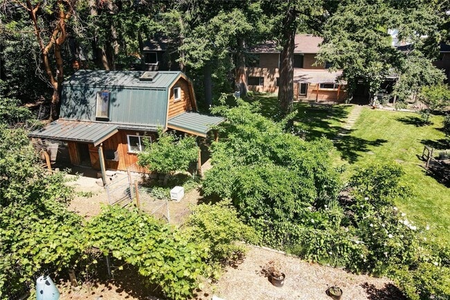 Building Photo - 4Bd/1.75Ba Seattle Home